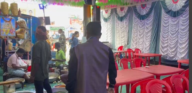 ବାଲିଯାତ୍ରା ପଡିଆରେ ଖାଦ୍ୟ ଷ୍ଟଲ୍ ଉପରେ ଚଢାଉ କଲା ସିଏମସି