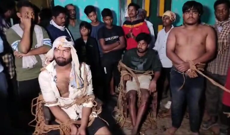 ଚୋରି ଉଦମ୍ୟ କରି ଧରାପଡିଲେ ୩ ଯୁବକ