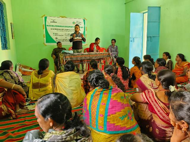 ଖୁଦ୍ର ଉଦ୍ୟୋଗ ବିକାଶ କାର୍ଯ୍ୟକ୍ରମ ଉଦଘାଟିତ