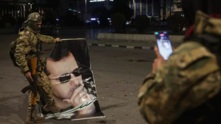 ରୁଷରେ ଅଛନ୍ତି ସିରିଆ ରାଷ୍ଟ୍ରପତି, କାଲି ଦେଶ ଛାଡି ପଳାଇଥିଲେ