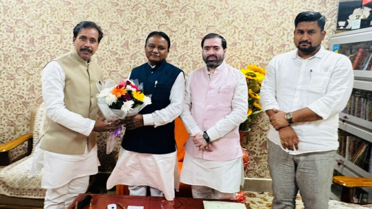 ପ୍ରୟାଗରାଜ ମହାକୁମ୍ଭ ମେଳାକୁ ମୁଖ୍ୟମନ୍ତ୍ରୀଙ୍କୁ ନିମନ୍ତ୍ରଣ