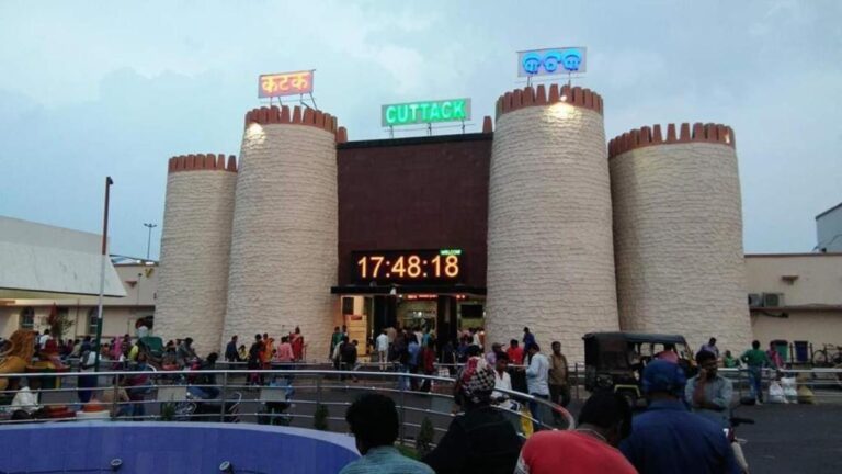 ନୂଆ ରୂପରେ କଟକ ଷ୍ଟେସନ; ଆଜି ପୂର୍ବ ପାର୍ଶ୍ୱ ଷ୍ଟେସନ୍ ଭବନର ଉଦଘାଟନ କରିବେ ରେଳମନ୍ତ୍ରୀ