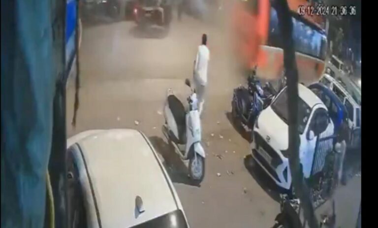 ବ୍ରେକ୍ ଫେଲ ହୋଇ ମାଡିଗଲା ବସ୍,  ଯାହାକୁ ପାରିଲା ତାକୁ ଚାପିଲା: ଭିଡିଓ ଭାଇରାଲ୍