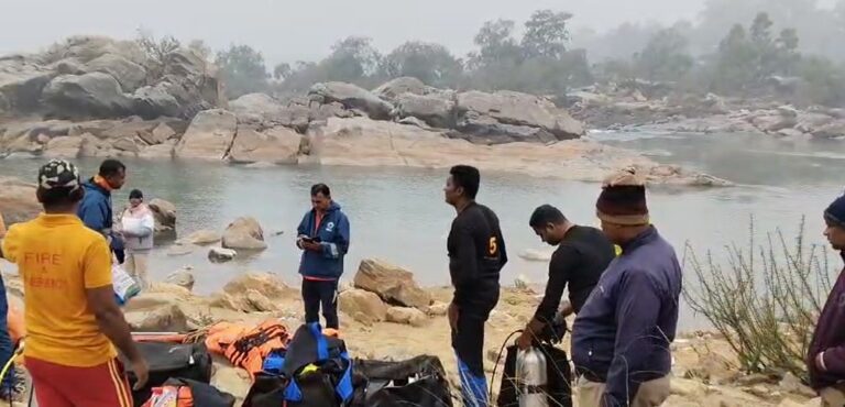 ପର୍ଯ୍ୟଟକ ନିଖୋଜ ଘଟଣା: ୨୦ ଘଣ୍ଟା ପରେ ବି ମିଳୁନି ପତ୍ତା, ଉଦ୍ଧାର କାର୍ଯ୍ୟ ଜାରି