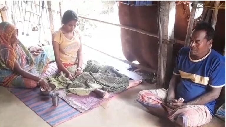 ଅନ୍ଧ ବାପାର କରୁଣ କାହାଣୀ, ସରକାରୀ ସାହାଯ୍ୟ ଅପେକ୍ଷାରେ ପରିବାର