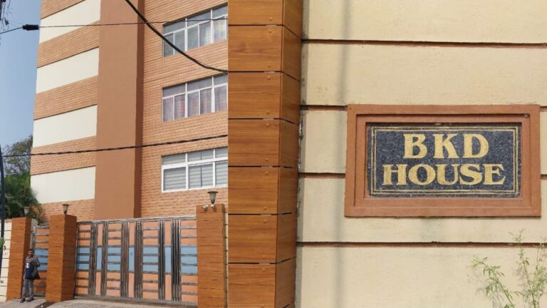 ନବ ଦାସଙ୍କ ଭାଇଙ୍କ ଘରେ ଆୟକର ଚଢ଼ାଉ