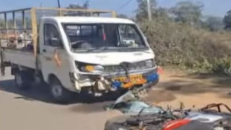 ପିକ୍‌ଅପ୍ ଭ୍ୟାନ ସହ ବାଇକ ଧକ୍କା; ୨ ଗୁରୁତର