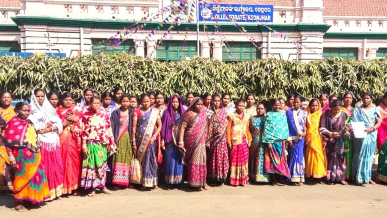 ପାନୀୟଜଳ ଯୋଗାଣ ଦାବିରେ ମହିଳା ପ୍ରଶାସନର ଦ୍ୱାରସ୍ଥ