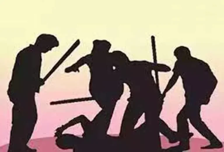 ଯୁବକଙ୍କୁ ପଥରରେ ଛେଚି ହତ୍ୟା ଉଦ୍ୟମ, ମେଡିକାଲରେ ଭର୍ତ୍ତି