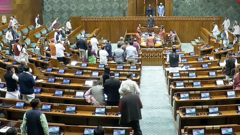 ସାରା ରାତି ଚାଲିଲା ସଂସଦ: ବିଳମ୍ବିତ ରାତିରେ ଗୃହୀତ ହେଲା ଓ୍ବାକଫ୍ ସଂଶୋଧନ ବିଲ୍