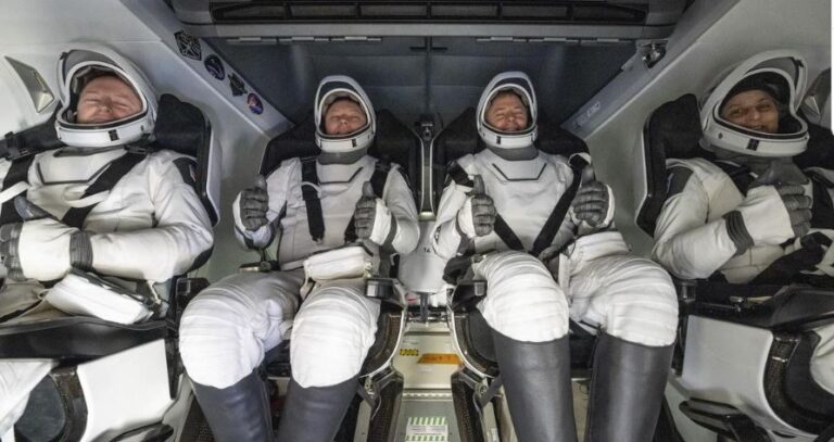 ମହାକାଶରୁ ସୁରକ୍ଷିତ ଫେରିଲେ ସୁନୀତା