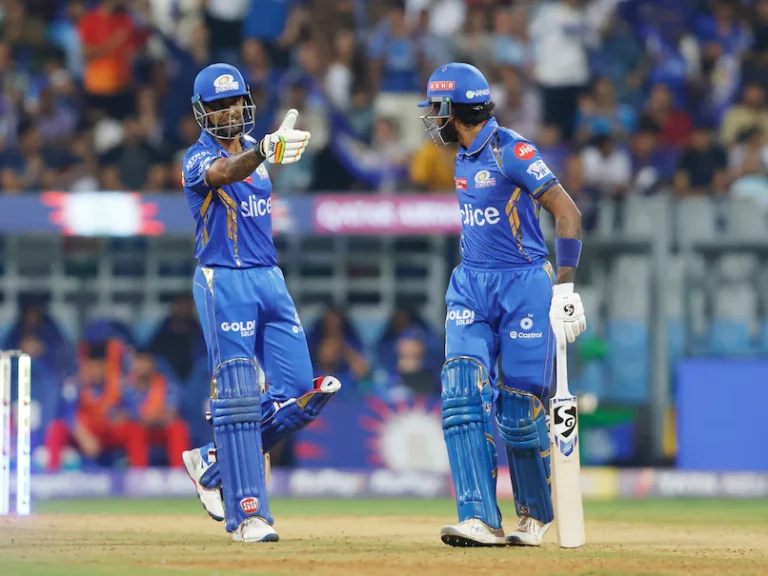 ଆଜି ମୁମ୍ବଇ-ବେଙ୍ଗାଲୁରୁ ଲଢ଼େଇ: ମୁହାଁମୁହିଁ ହେବେ ରୋହିତ-ବିରାଟ