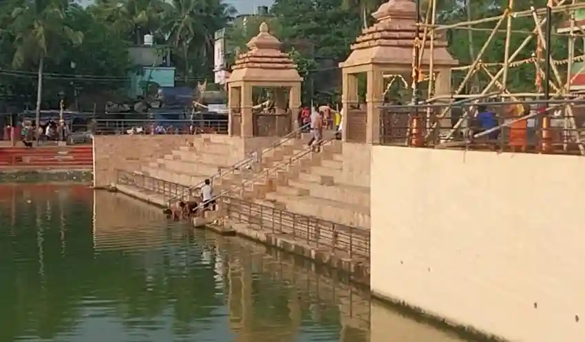 ଅଧୁରା ରହିଲା ଆଖଣ୍ଡଳମଣିଙ୍କ ଦର୍ଶନ, ଶିବଗଙ୍ଗା ପୁଷ୍କରିଣୀରେ ବୁଡିଯାଇ ଜଣେ ମୃତ