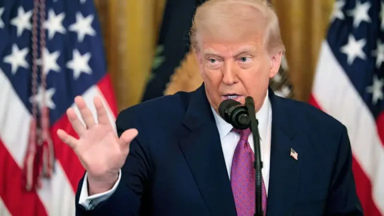 ଟ୍ରମ୍ପ ନିଆଁରେ ଘିଅ ଢାଳୁଛନ୍ତି: ଚୀନ