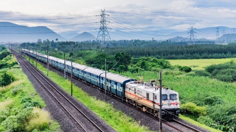 ବାତିଲ ଟ୍ରେନ ଟିକଟରେ ମିଳିବ ଅଧିକ ଅର୍ଥ