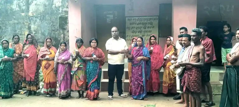 ବିକାଶ ମଞ୍ଚ ପକ୍ଷରୁ ଏଲଇଡି ବଲବ୍ ବଣ୍ଟନ