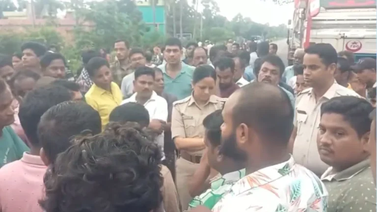 ଟ୍ରକ ଧକ୍କାରେ ନାବାଳକ ମୃତ, ରାସ୍ତାରୋକ