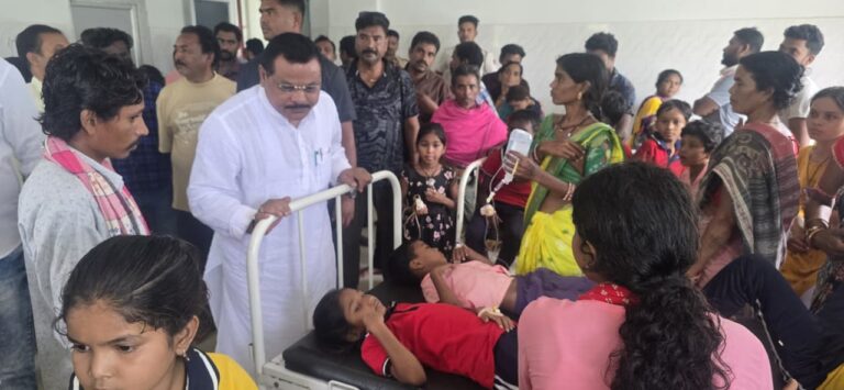 ମଧ୍ୟାହ୍ନ ଭୋଜନରେ ଝିଟିପିଟି: ସ୍ଥିତି ପରଖିଲେ କଣ୍ଟାବାଞ୍ଜି ବିଧାୟକ