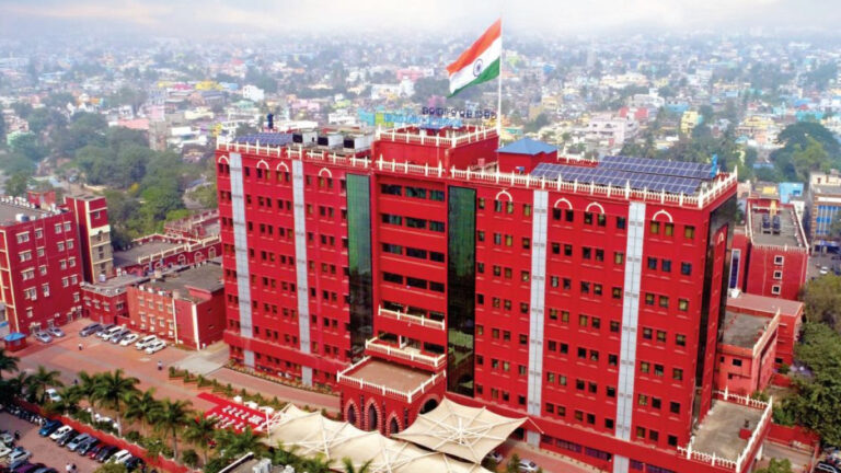 ପାର୍ବଣରେ କମିବ ଶବ୍ଦ, ବାଜା-ବାଣ ଉପରେ କଟକଣା ଲଗାଇଲେ ହାଇକୋର୍ଟ