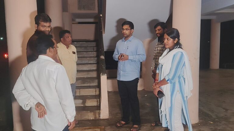 ଗଞ୍ଜାମରେ ଲଗାଣ ବର୍ଷା; ବିଭିନ୍ନ ବାତ୍ୟା ଆଶ୍ରୟ ବୁଲି ସ୍ଥିତି ଯାଞ୍ଚ କଲେ ଜିଲ୍ଲାପାଳ; ସ୍କୁଲ ଓ ଅଙ୍ଗନବାଡି କେନ୍ଦ୍ର ଛୁଟି