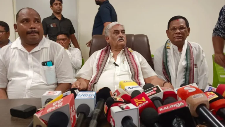 ବିଜେଡିରେ ହଲ୍‌ଚଲ୍‌: ଅସନ୍ତୁଷ୍ଟଙ୍କ ପାଇଁ ମାର୍ଗ ଖୋଲିଦେଲେ ଭାସ୍କର!