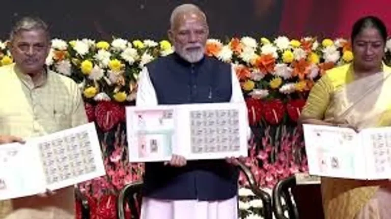 ପ୍ରଥମଥର ପାଇଁ ଭାରତ ମାତାର ପ୍ରତିଛବି ଥିବା ସ୍ମାରକୀ ମୁଦ୍ରା ଉନ୍ମୋଚିତ