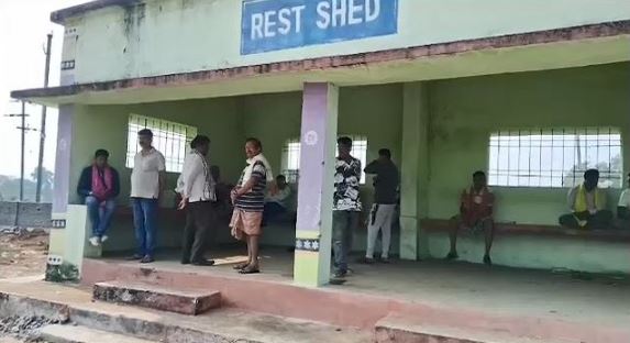 ଗୋଟିଏ ଜୁଇରେ ଜେଜେମା-ନାତି