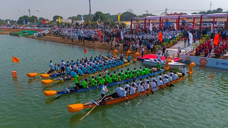 ମହାନଦୀରେ ବୋଇତ ଦୌଡ ପ୍ରତିଯୋଗିତା