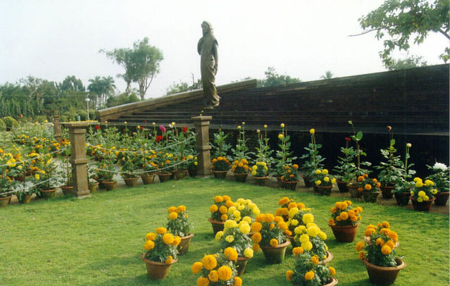 ପ୍ରେମ ପାଇଁ ସାଜିଲେ ବାଇକ୍ ଚୋର