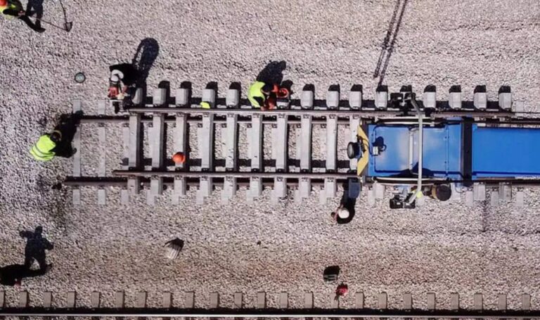 ଟ୍ରେନ୍ ଦୁର୍ଘଟଣାକୁ ରୋକିବ ‘କବଚ’