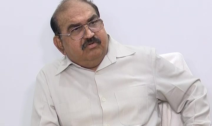 ବିଜେପି ହ୍ବିସିଲ୍‌ ଫୁଙ୍କିଲେ ବିଜେଡି ଭାଙ୍ଗିବ