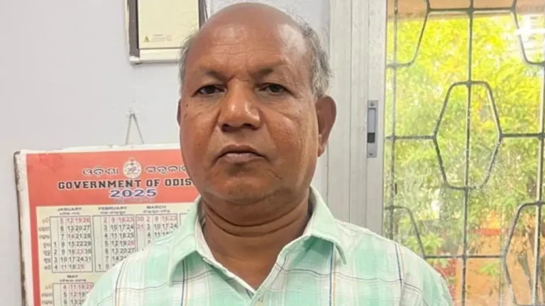 ୮ ଲକ୍ଷ ଆତ୍ମସାତ: ପୂର୍ବତନ ପାକ୍ସ ସମ୍ପାଦକ ଗିରଫ