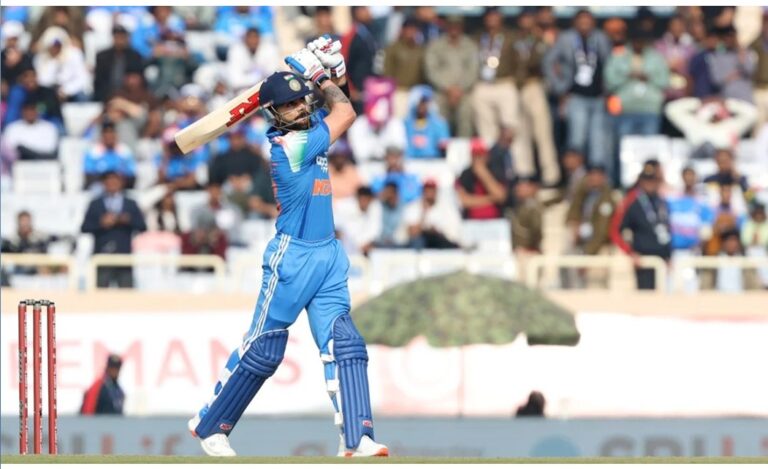 ପ୍ରଥମ ଦିନିକିଆ: ଭାରତର ବ୍ୟାଟିଂ ଜାରି