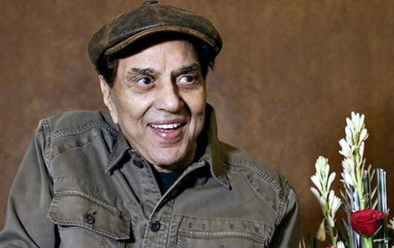 ହସ୍ପିଟାଲରୁ ଡିସଚାର୍ଜ ହେଲେ ଧର୍ମେନ୍ଦ୍ର