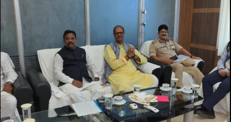 ଆଇନଶୃଙ୍ଖଳା ବଜାୟ ରଖ: କେଭି