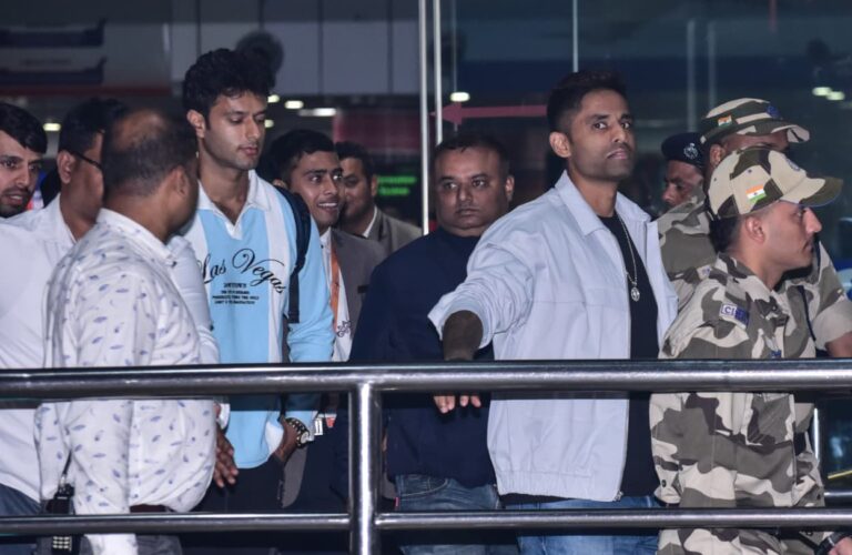 ଭୁବନେଶ୍ବରରେ ପହଞ୍ଚିଲେ ସୂର୍ଯ୍ୟକୁମାର, ସଞ୍ଜୁ ଏବଂ ଉପଅଧିନାୟକ ଗିଲ୍, କାଲି ନେଟ୍ ପ୍ରାକ୍ଟିସ୍