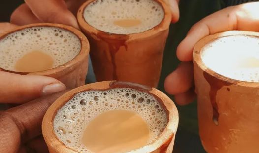 ଦିନକୁ କେତେ କପ୍ ଚା’ ପିଇବା ସୁରକ୍ଷିତ ? ବାରମ୍ବାର ପିଉଥିଲେ ହୋଇଯାନ୍ତୁ ସାବଧାନ୍ …